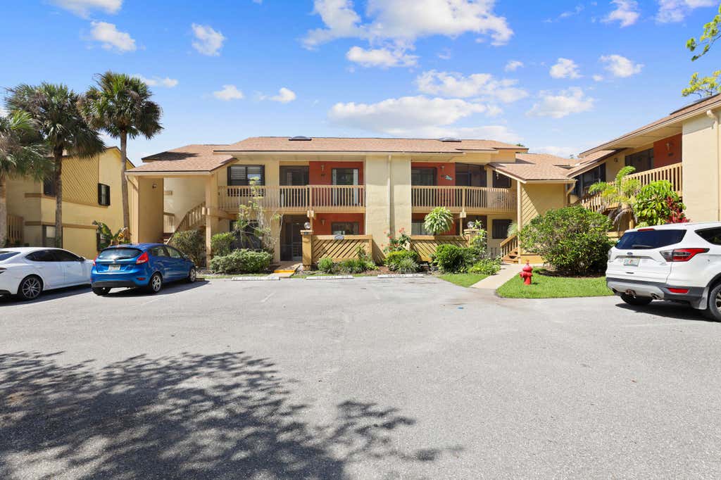Photo of 12970 Dartford Trail #6, Wellington, FL 33414 (MLS # B26025926)