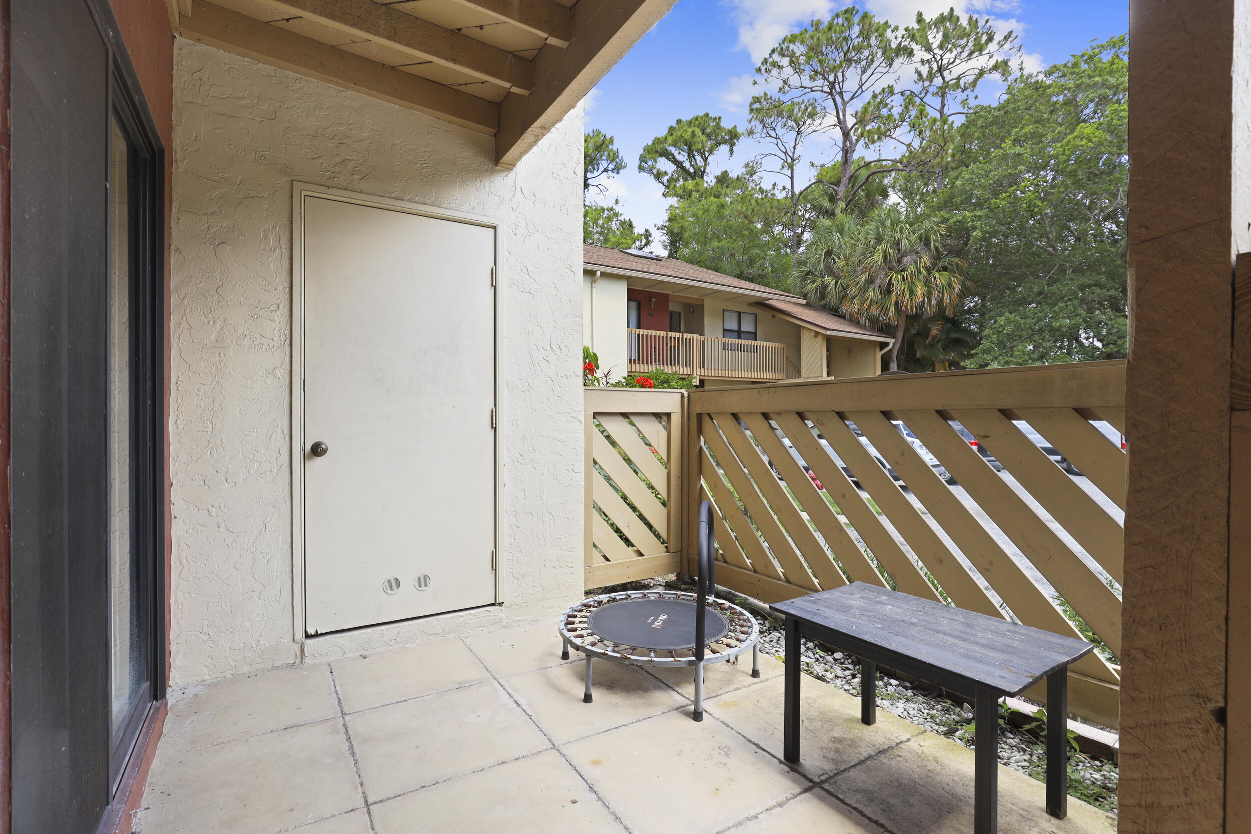 SHEFFIELD WOODS AT WELLINGTON CONDO - Residential
