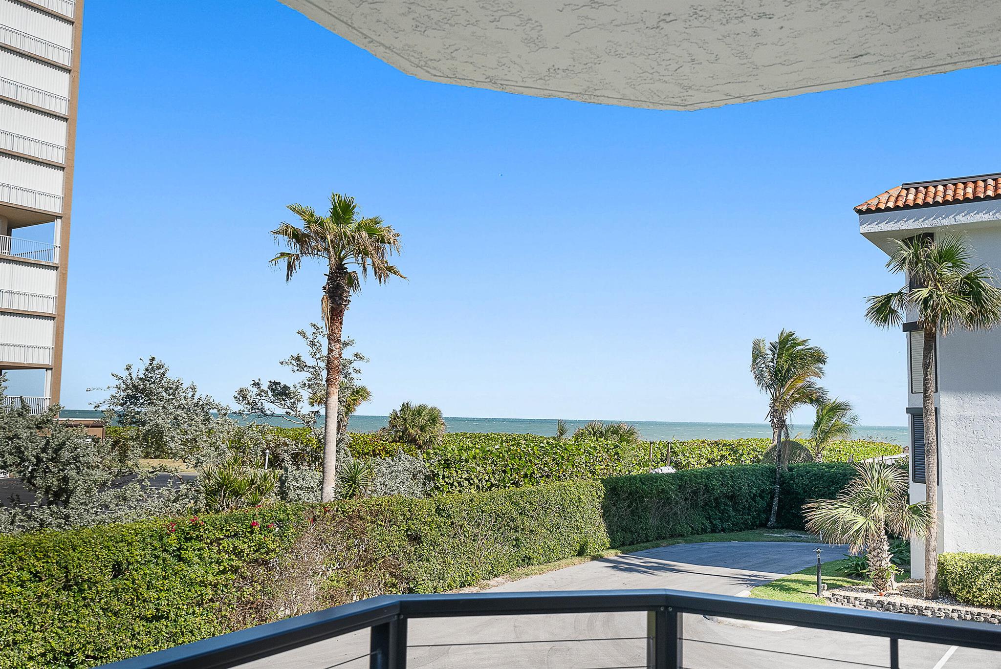 4100 N Highway A1a 315