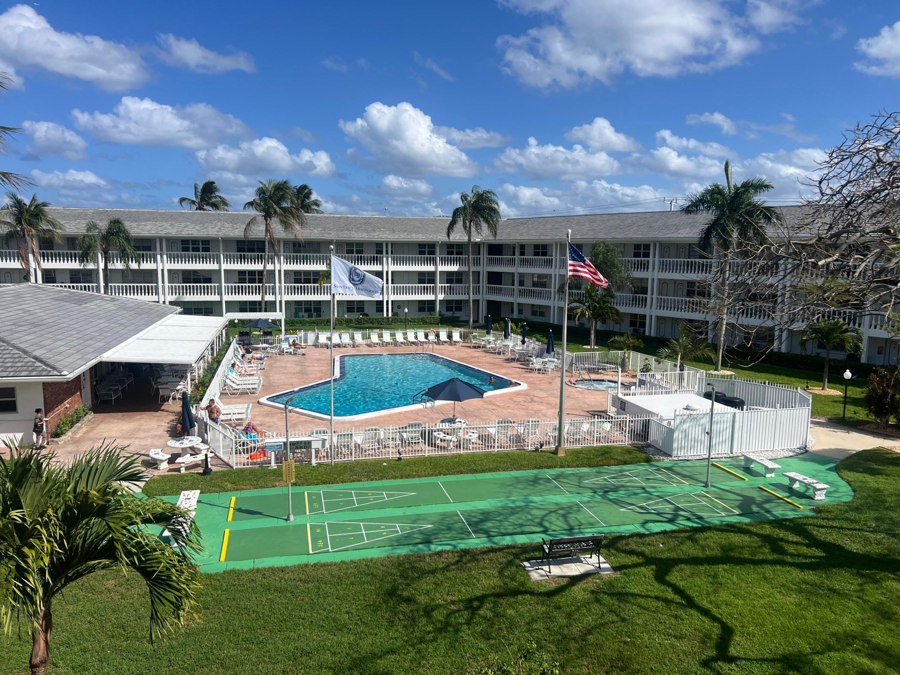 MAYBURY MANSIONS CONDO - Residential