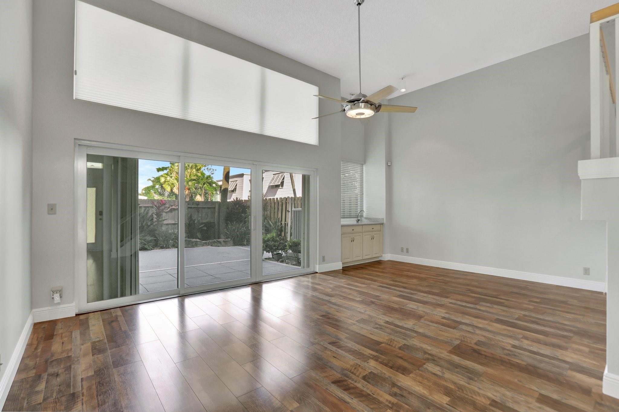 Res De Provence - Residential Lease