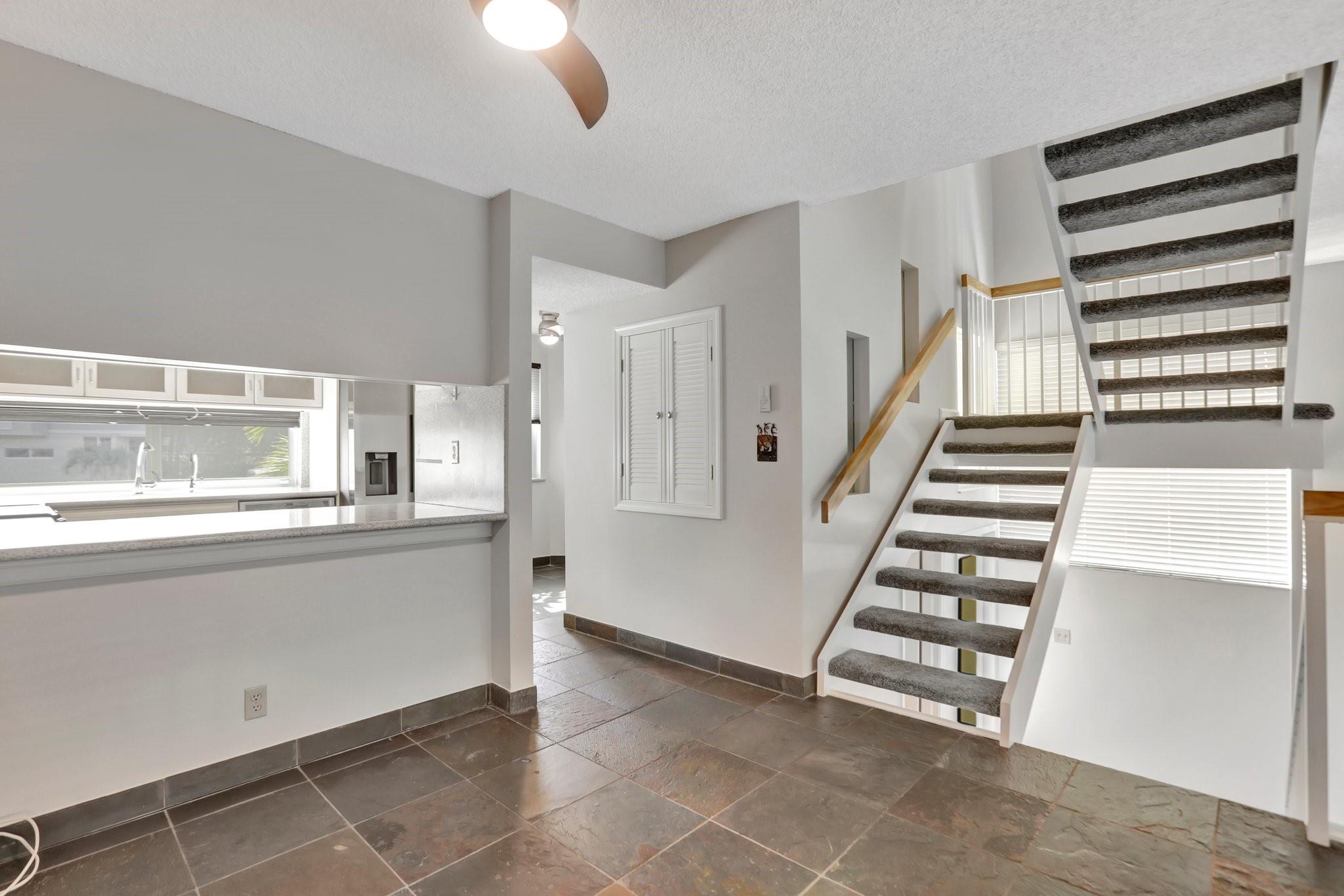 Res De Provence - Residential Lease