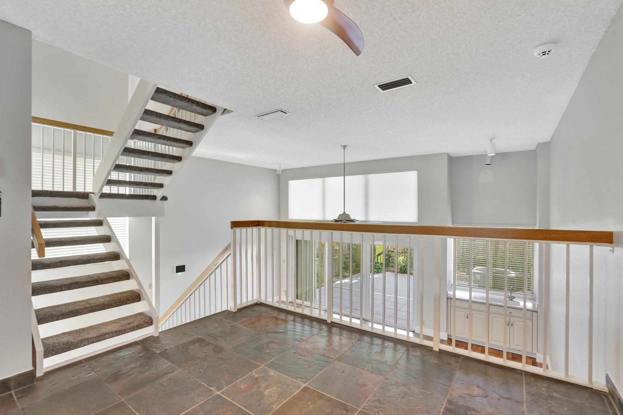Res De Provence - Residential Lease