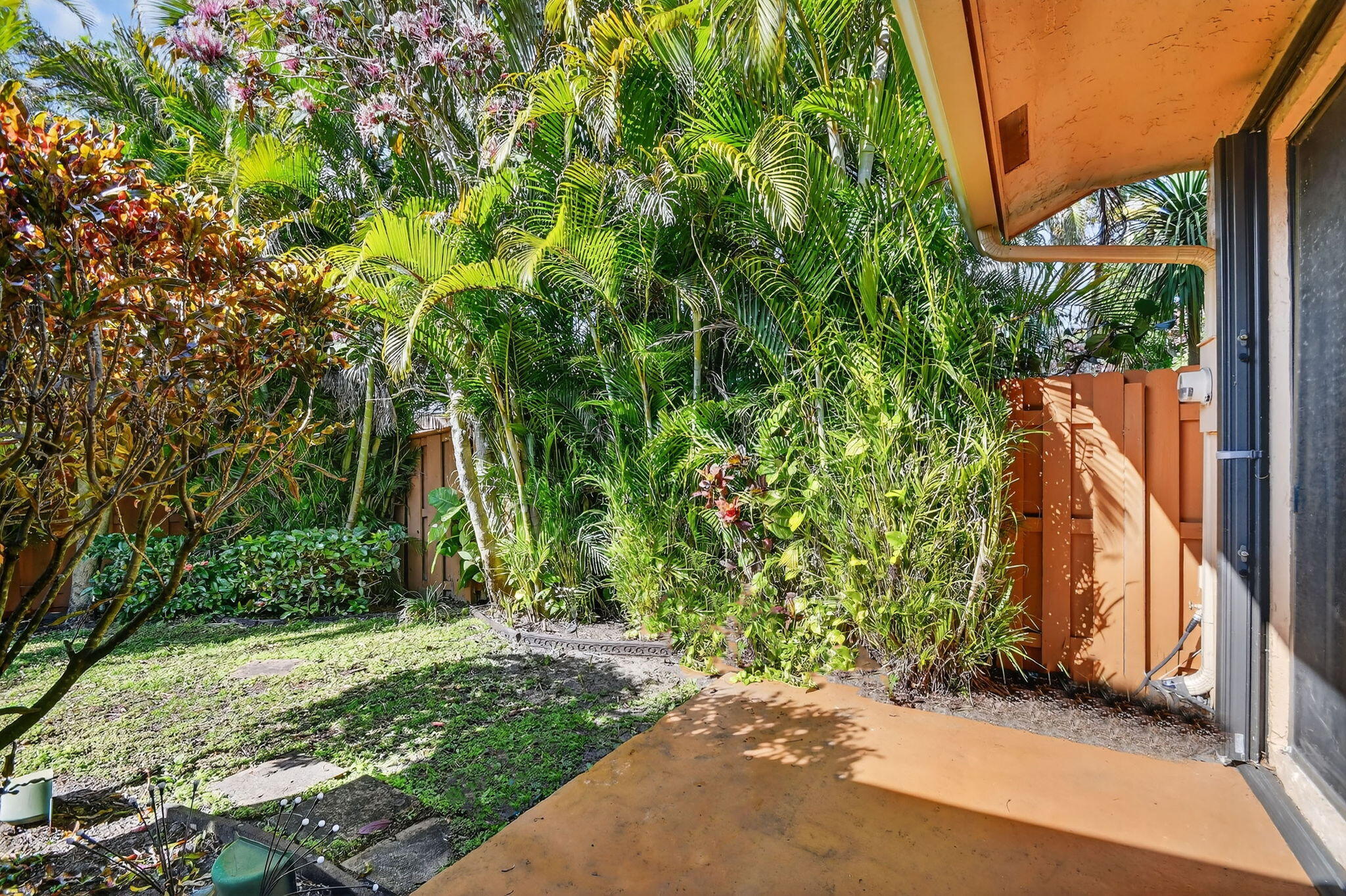 OAKDALE TOWNHOMES II - Residential