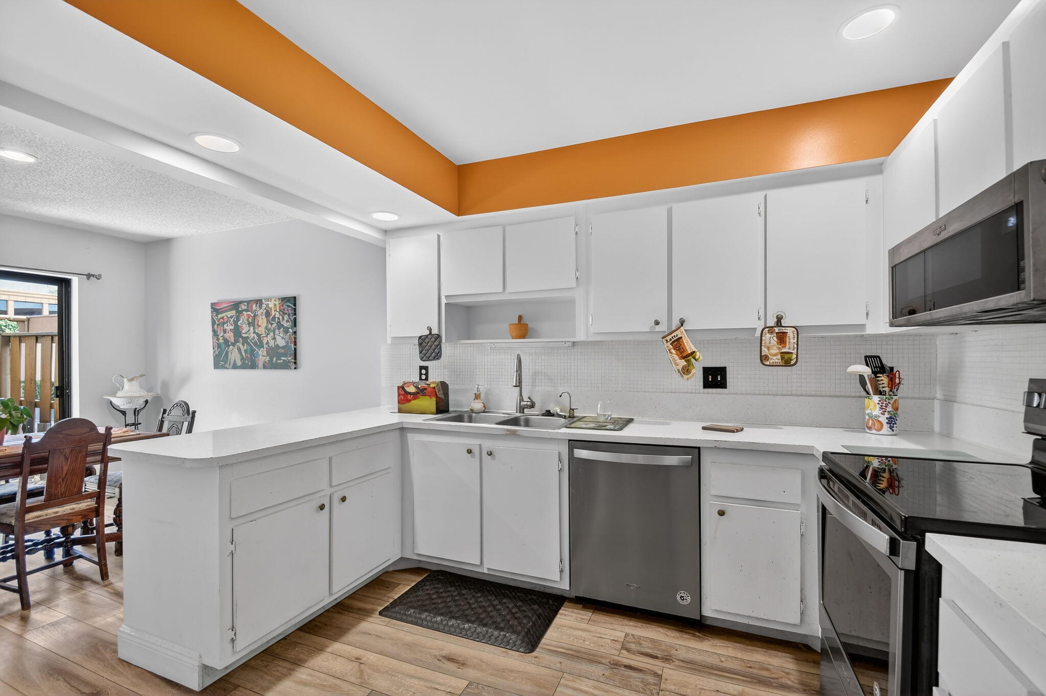 OAKDALE TOWNHOMES II - Residential