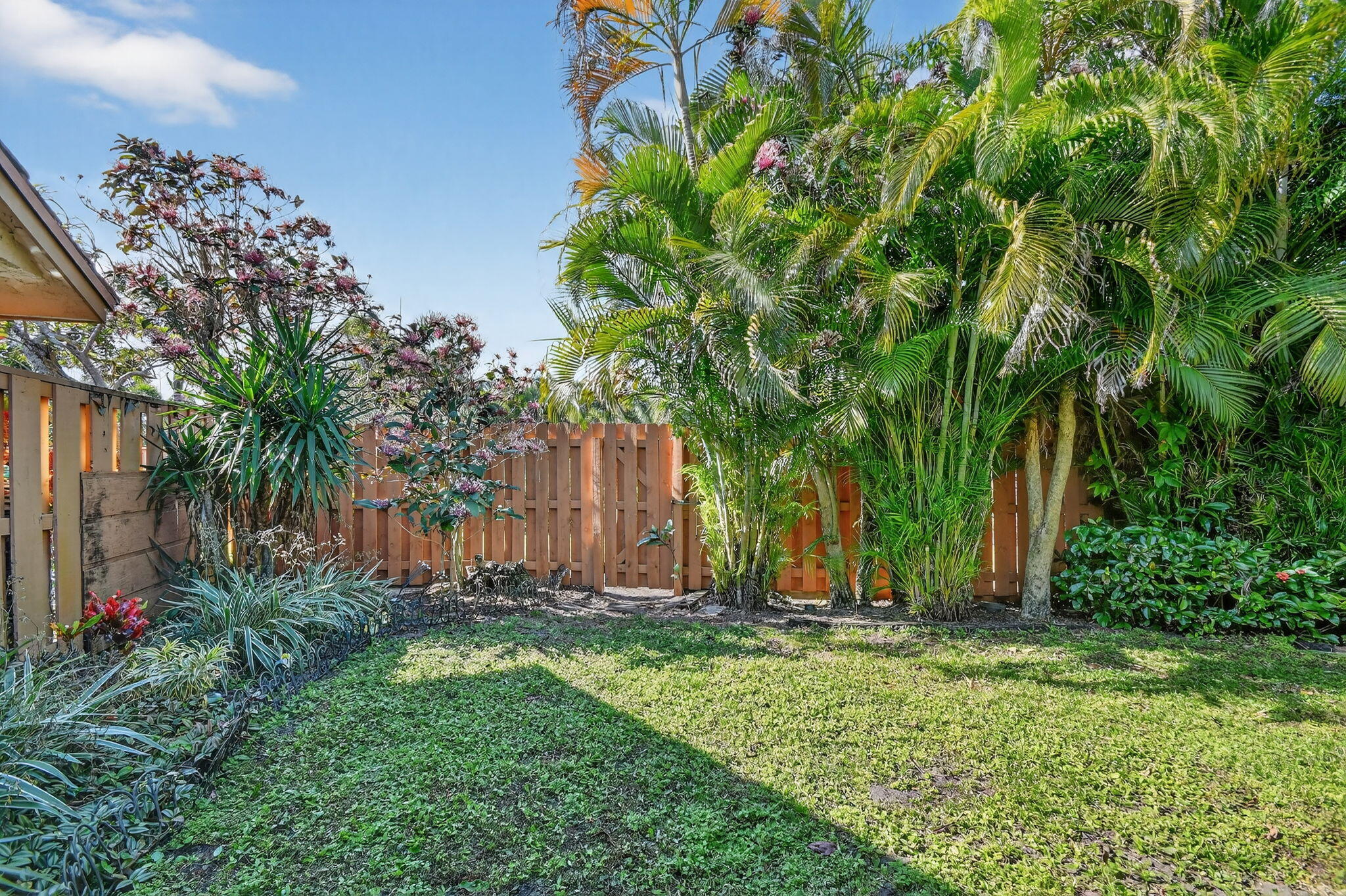 OAKDALE TOWNHOMES II - Residential