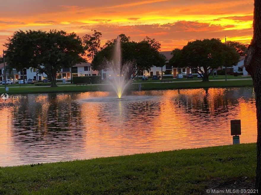 Beautifully renovated 1st floor unit. Assigned parking space right at the door. 2BR/2BED PLUS DEN. Water views in rear in well maintained 55+ community. Large REMODELED EAT IN kitchen with soft close drawers, under mount lighting, GRANITE countertops, marble back splash, NEW LIGHTING AND HIGH-END VINYL FLOORS, New SS sink, NEWER appliances 4 YRS NEW, A/C 2016, water heater 2024. COMPLETE STORM SHUTTERS. Low maintenance fee includes INSURANCE ON THE STRUCTURE. fiber optic TV service with over 200 channels & showtime bundle, internet, alarm system, water, sewer, trash pickup. Community activities include water aerobics, exercise strengthening, pickleball/tennis & bocce & shuffleboard courts, shows & parties, breakfast etc.