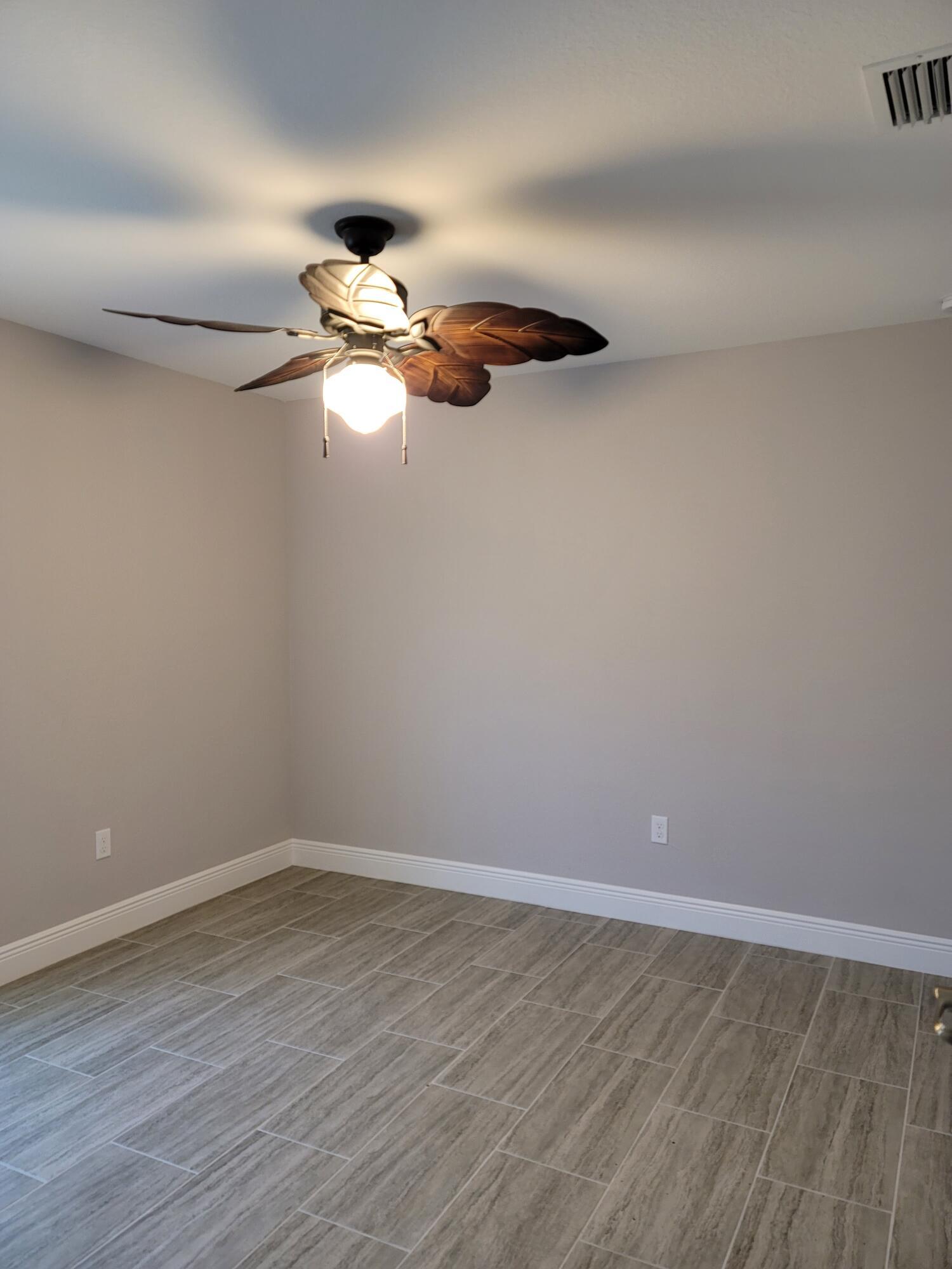 PORT ST LUCIE SECTION  22 - Residential Lease