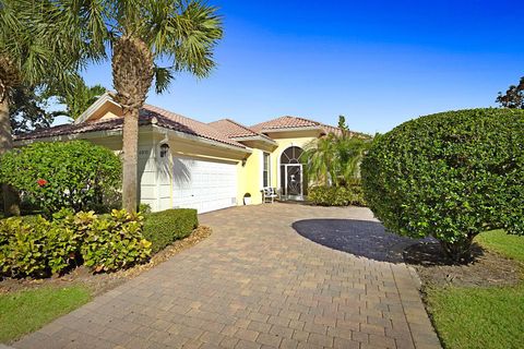 Single Family Residence in Palm Beach Gardens FL 4916 Grassleaf Drive Dr.jpg