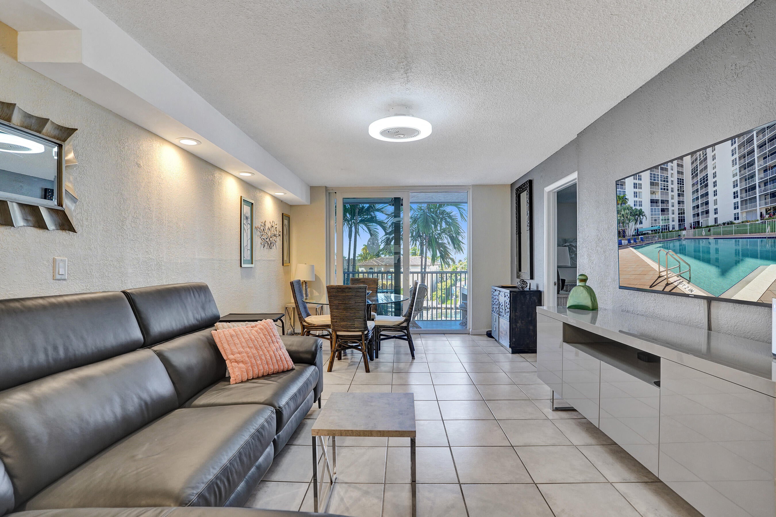 1391 S OCEAN Boulevard 309