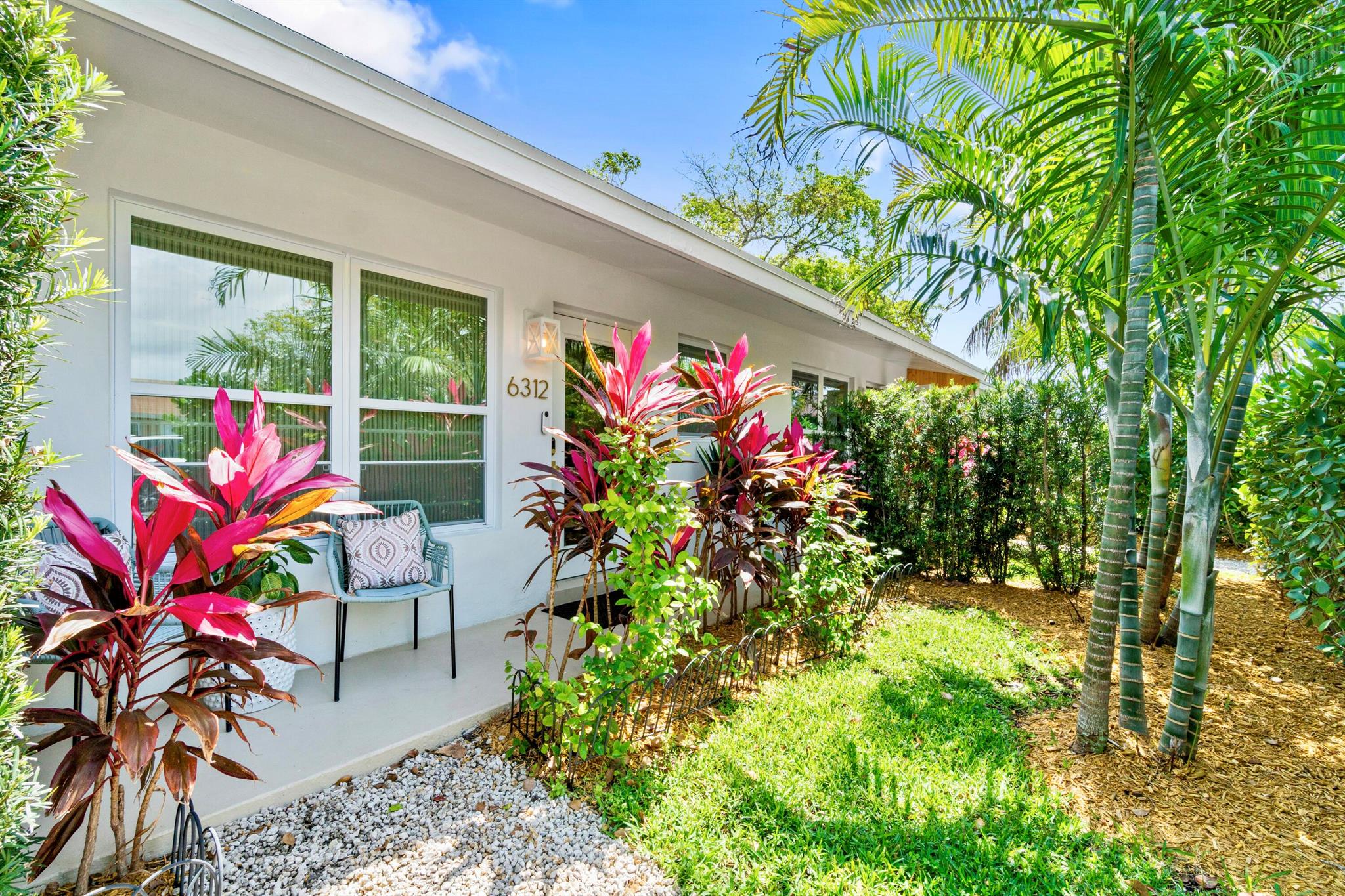 COLONIAL ESTATES - Residential Income