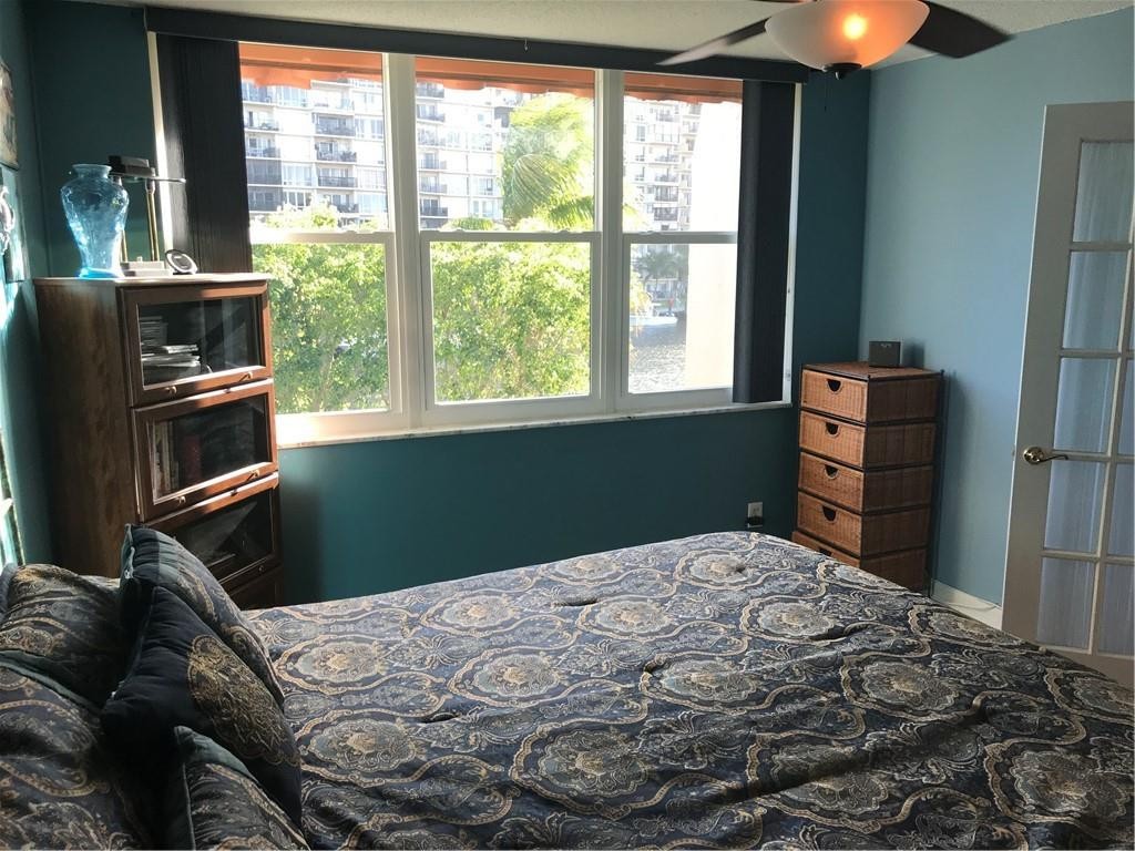 Island Club - Residential