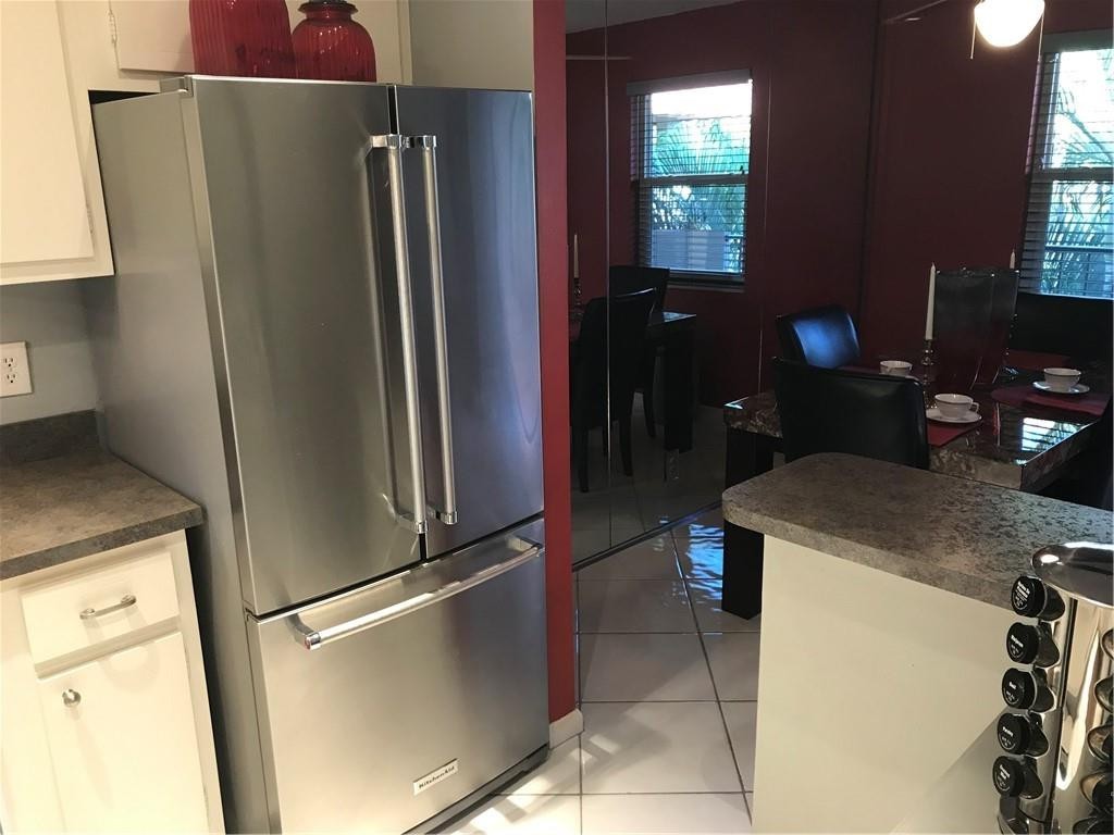 Island Club - Residential