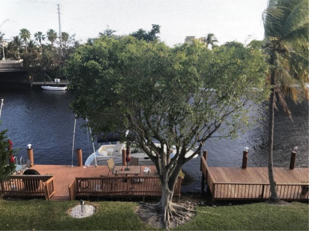 Island Club - Residential