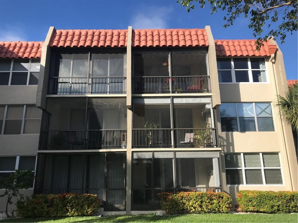 Island Club - Residential