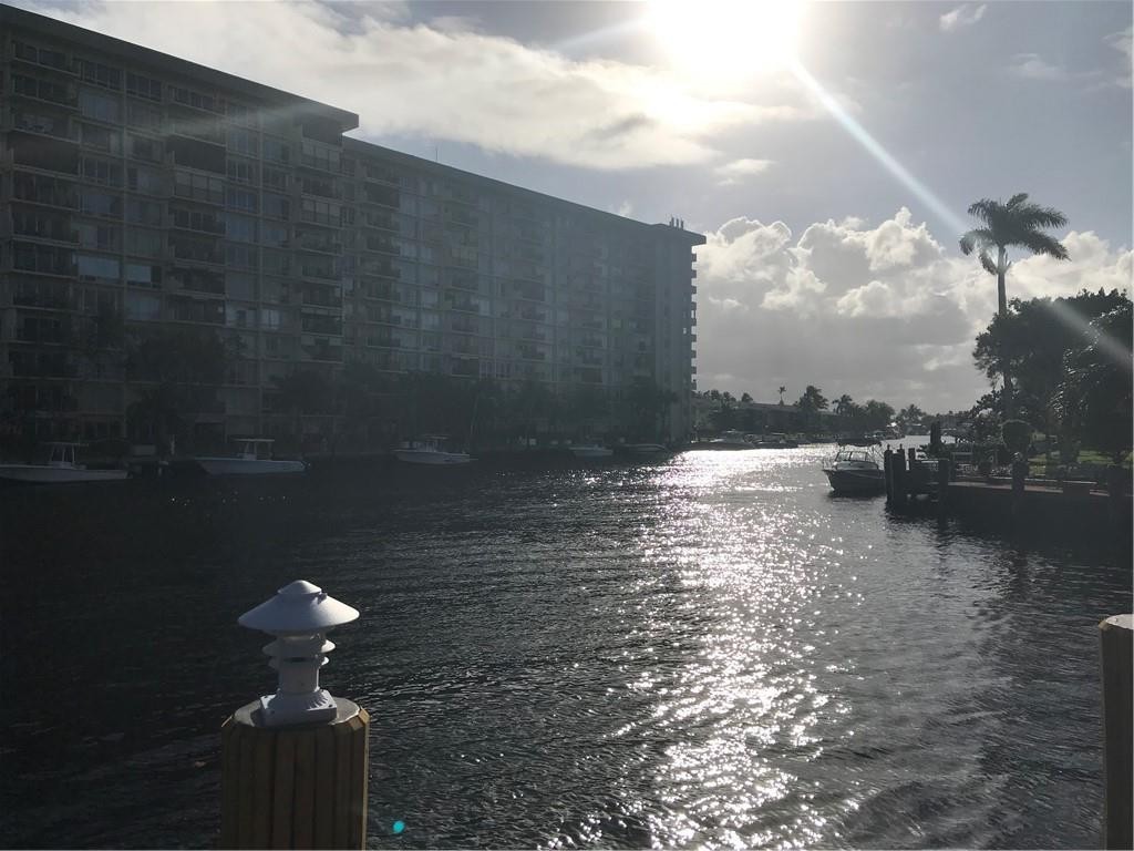 Island Club - Residential