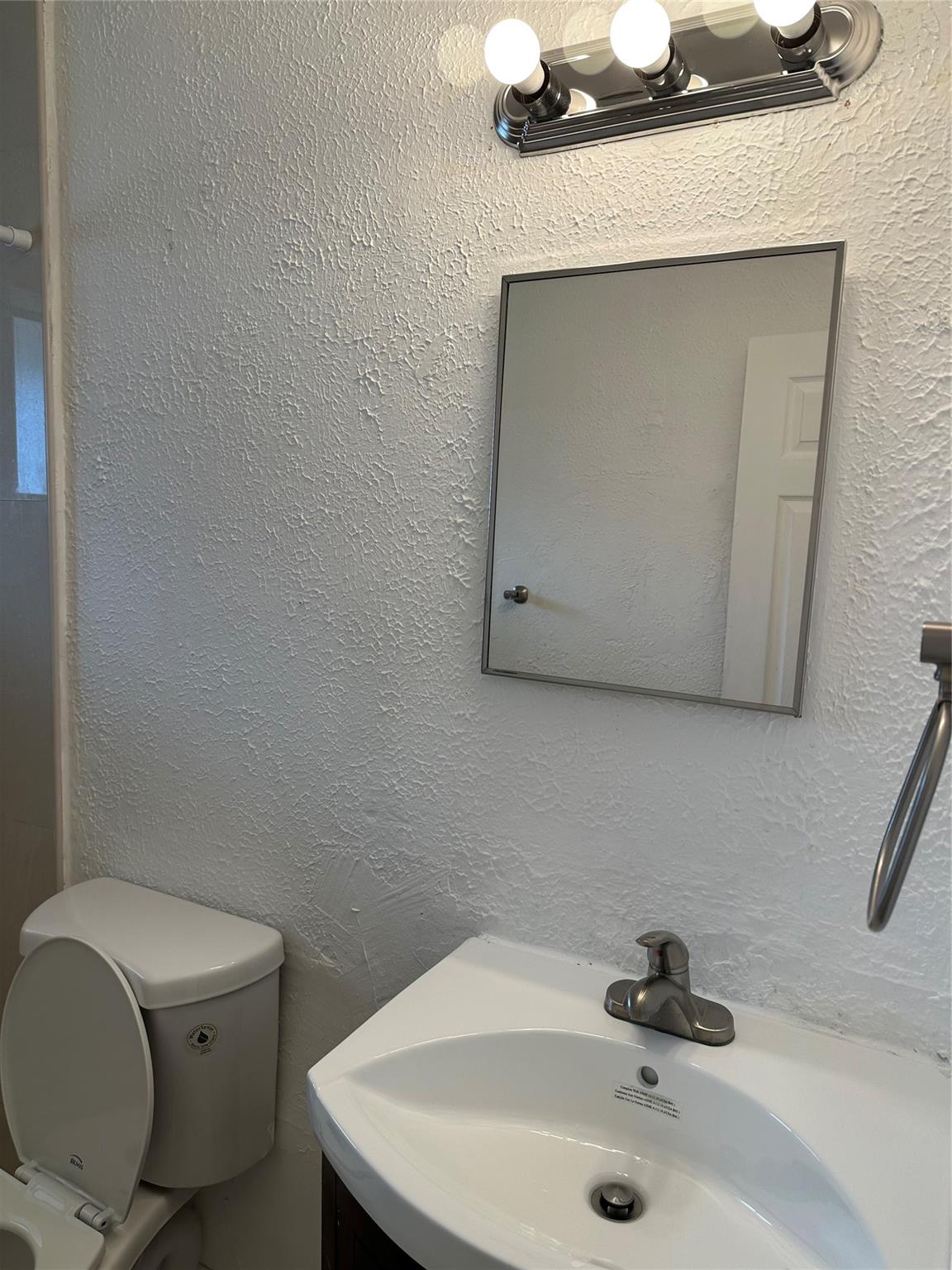 L D C Estates 75-31 B - Residential Lease