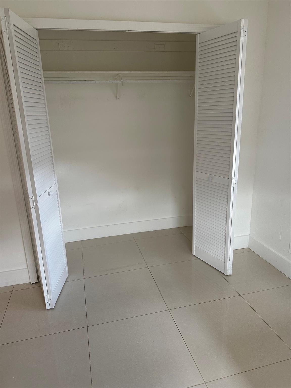 L D C Estates 75-31 B - Residential Lease