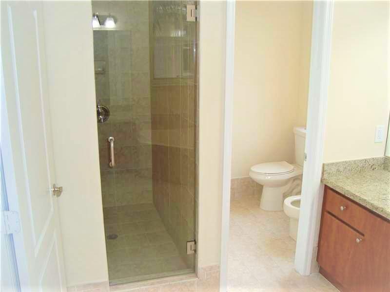 Nautica 164-36 B - Residential
