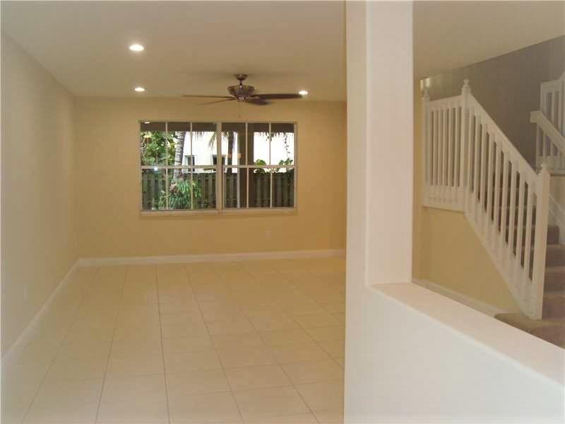 Nautica 164-36 B - Residential