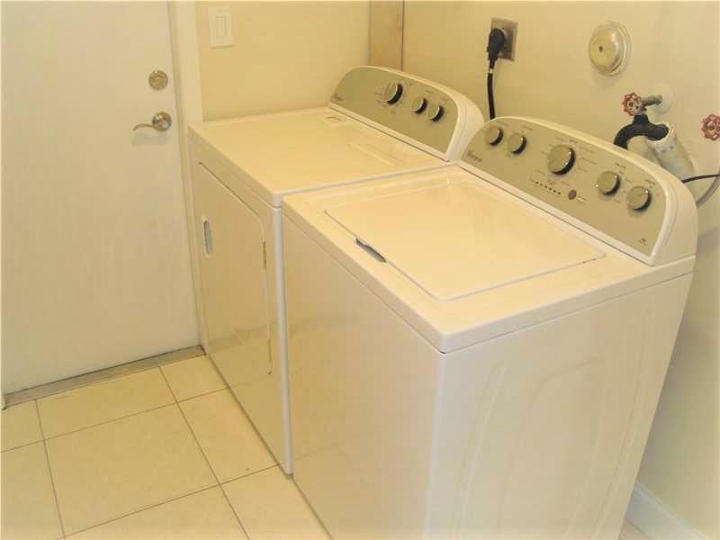 Nautica 164-36 B - Residential