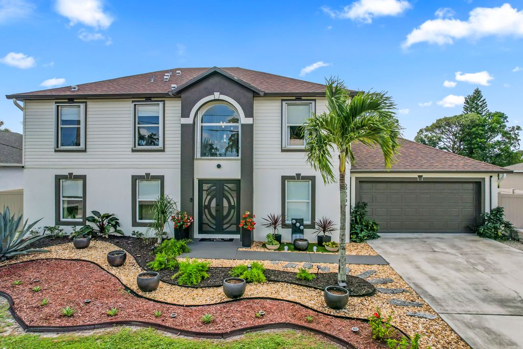 Photo of 332 SW Lakehurst Drive, Port Saint Lucie, FL 34983 (MLS # R10951863)