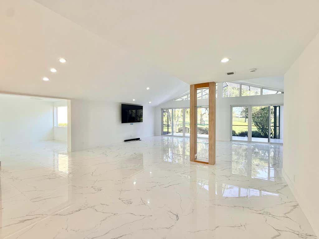 Photo of 53 Northwoods Lane, Boynton Beach, FL 33436 (MLS # B26025283)