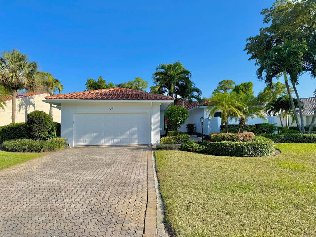 Photo of 53 Northwoods Lane, Boynton Beach, FL 33436 (MLS # B26025283)