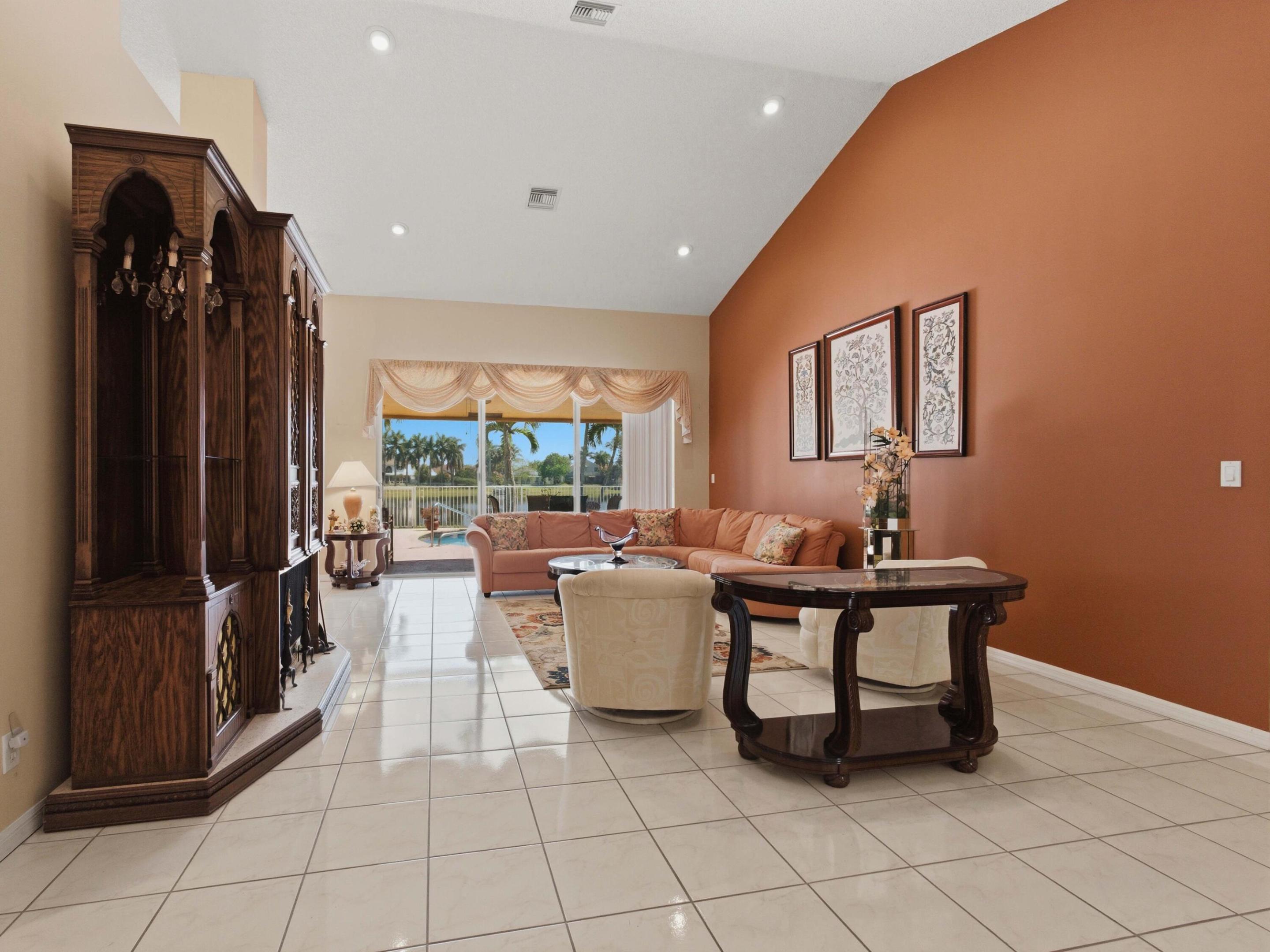 LAKE CHARLESTON PAR P AND U - Residential