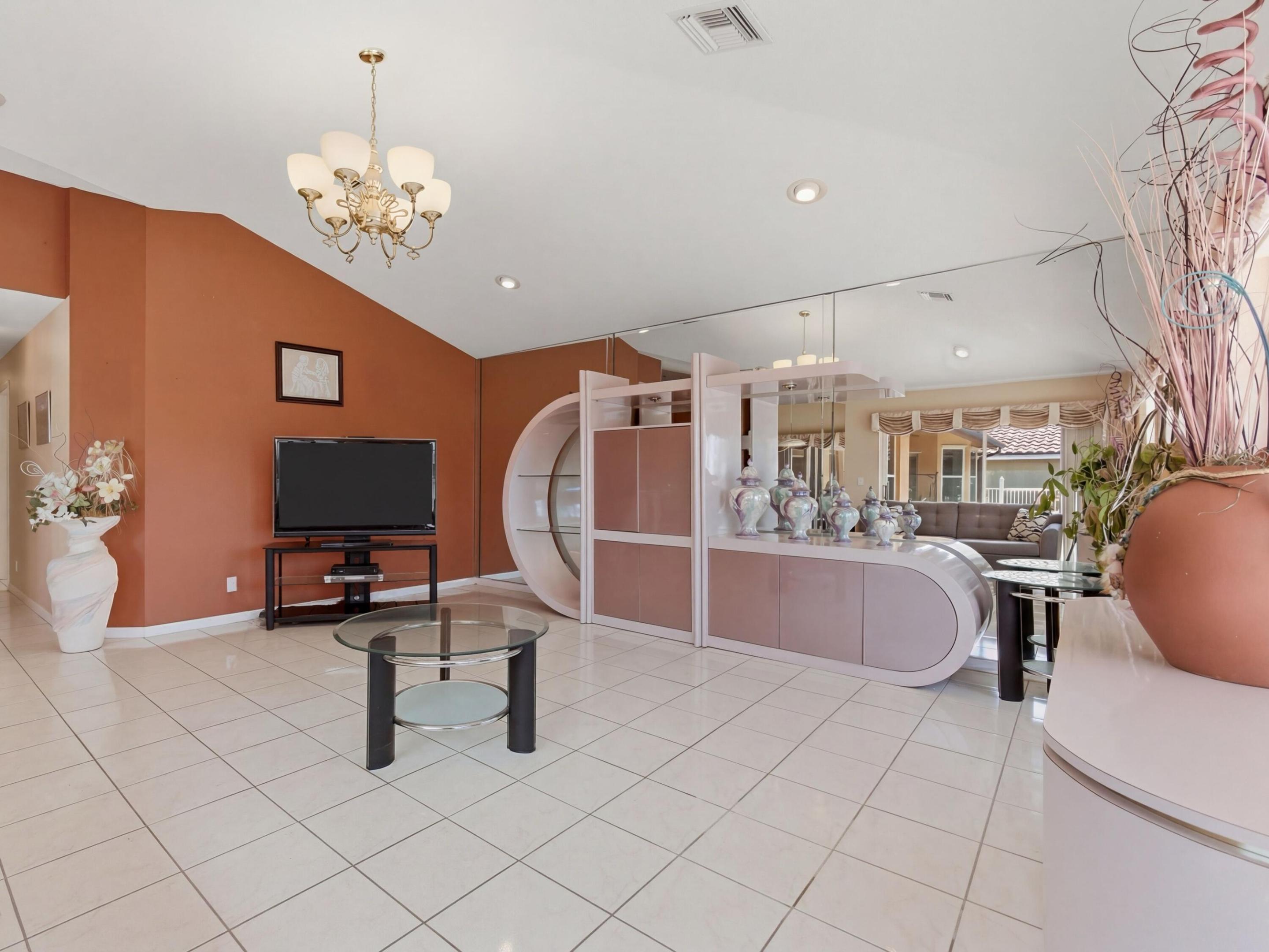 LAKE CHARLESTON PAR P AND U - Residential