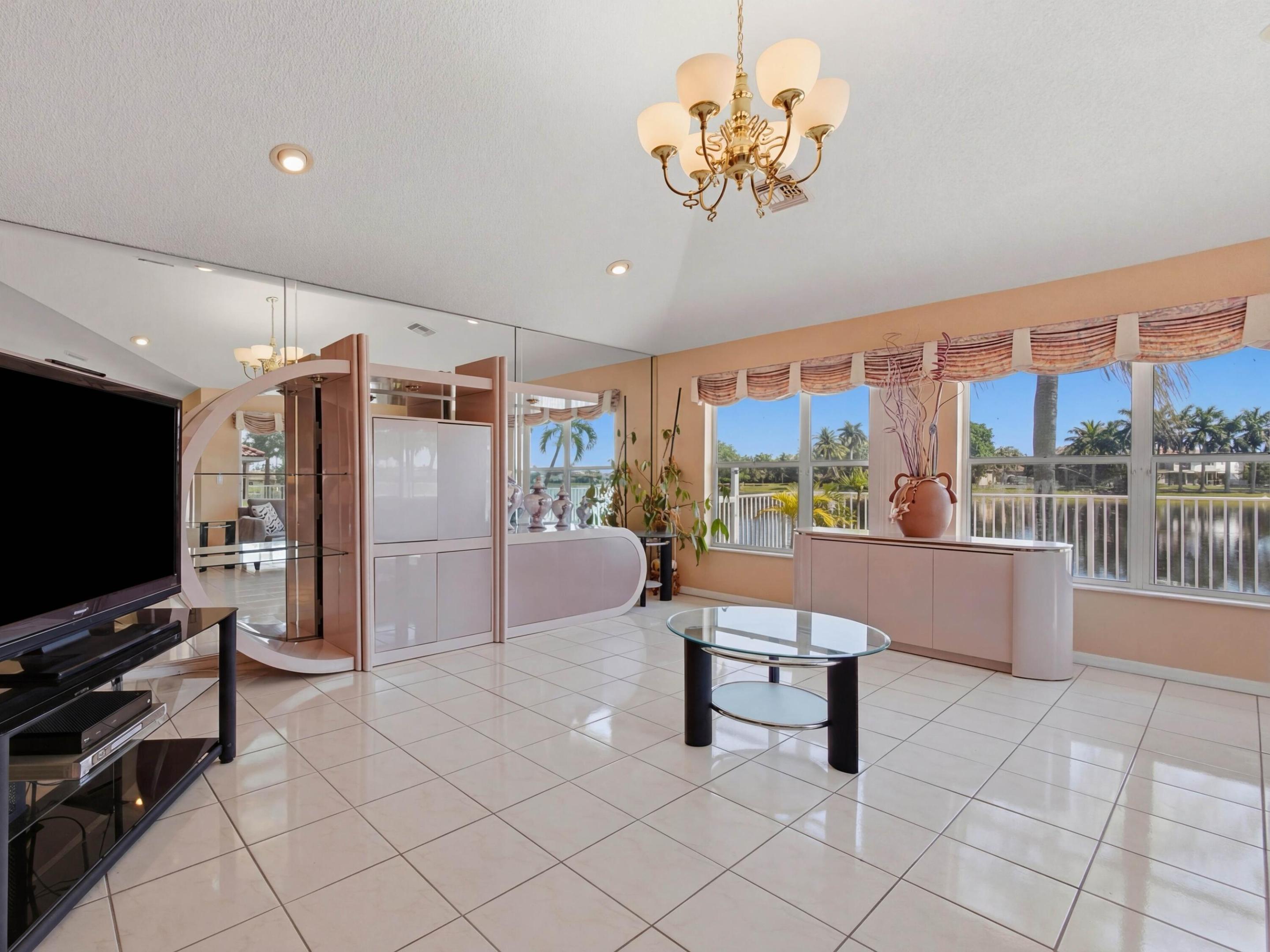 LAKE CHARLESTON PAR P AND U - Residential