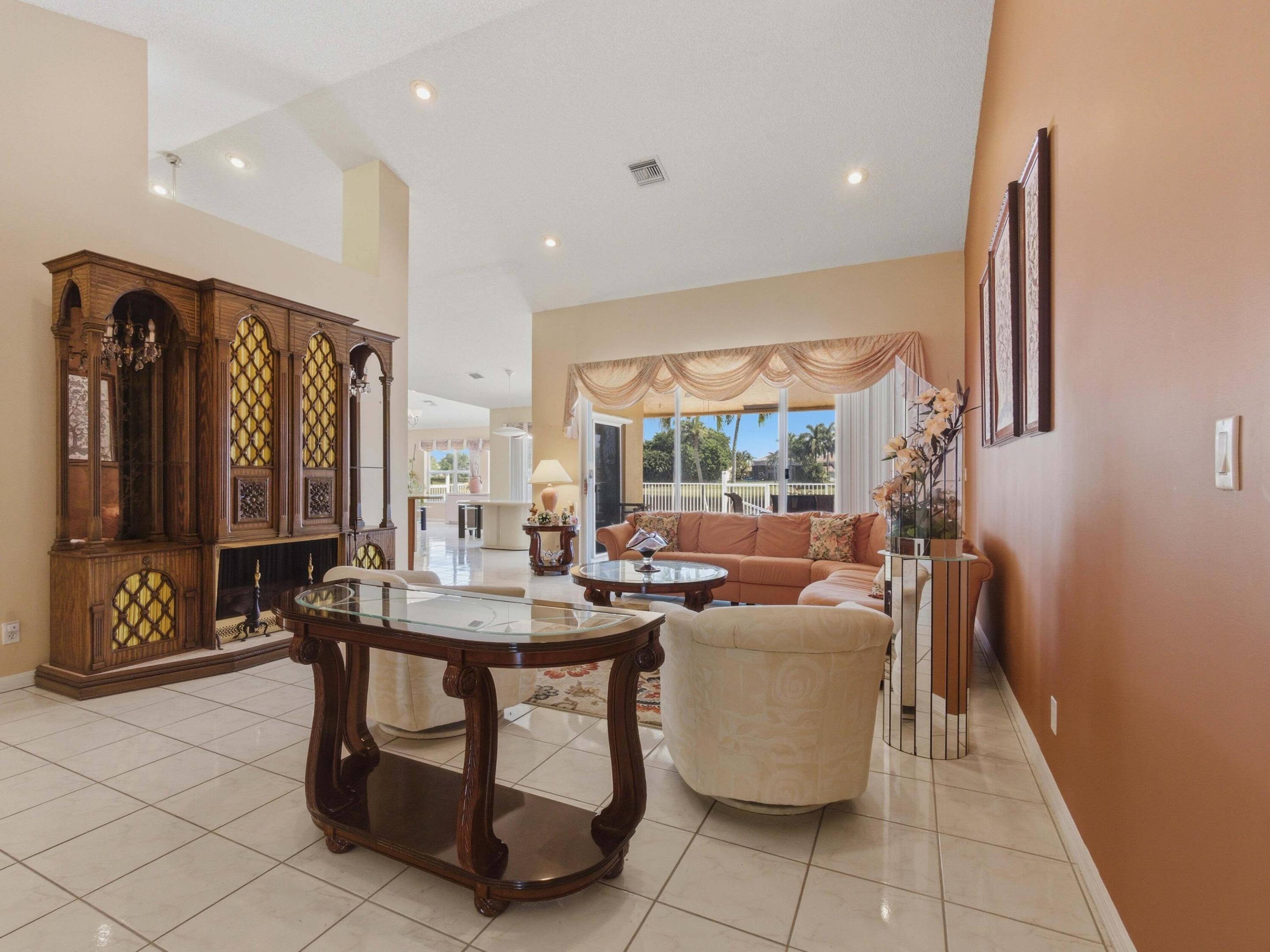 LAKE CHARLESTON PAR P AND U - Residential