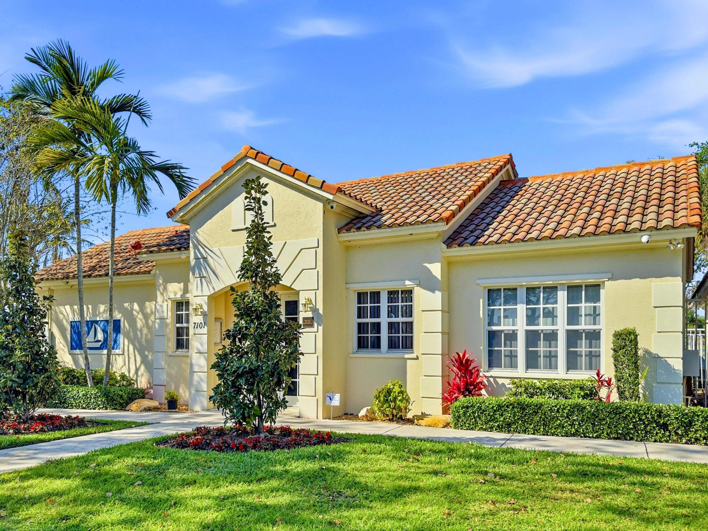 LAKE CHARLESTON PAR P AND U - Residential