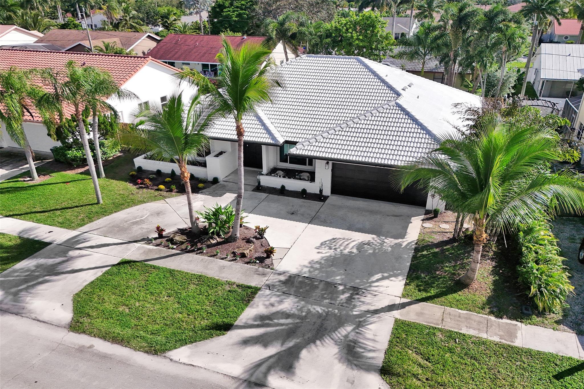 340 Oregon Ln