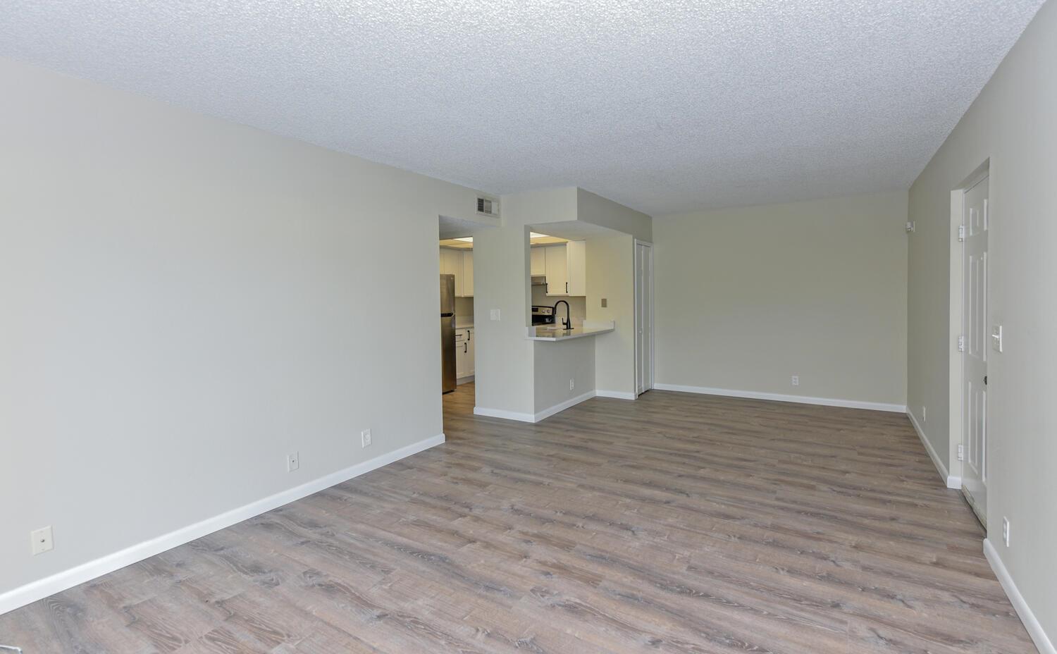 MIDPORT PLACE I, A CONDOM - Residential