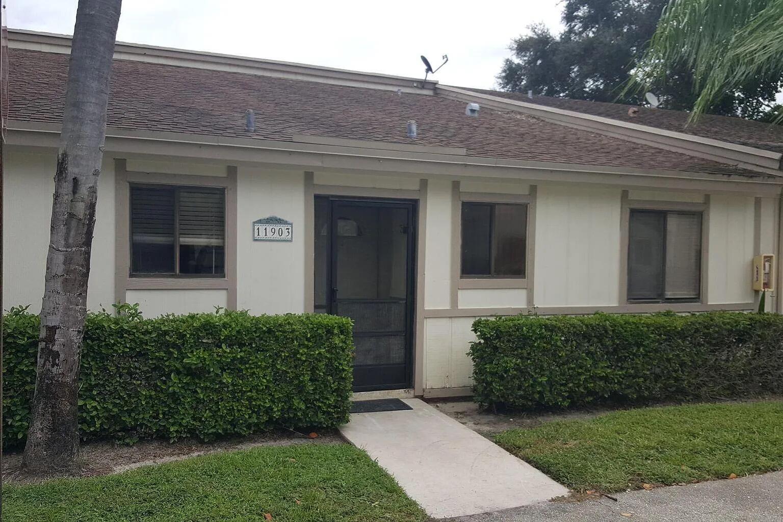 STURBRIDGE VILLAGE - Residential Lease