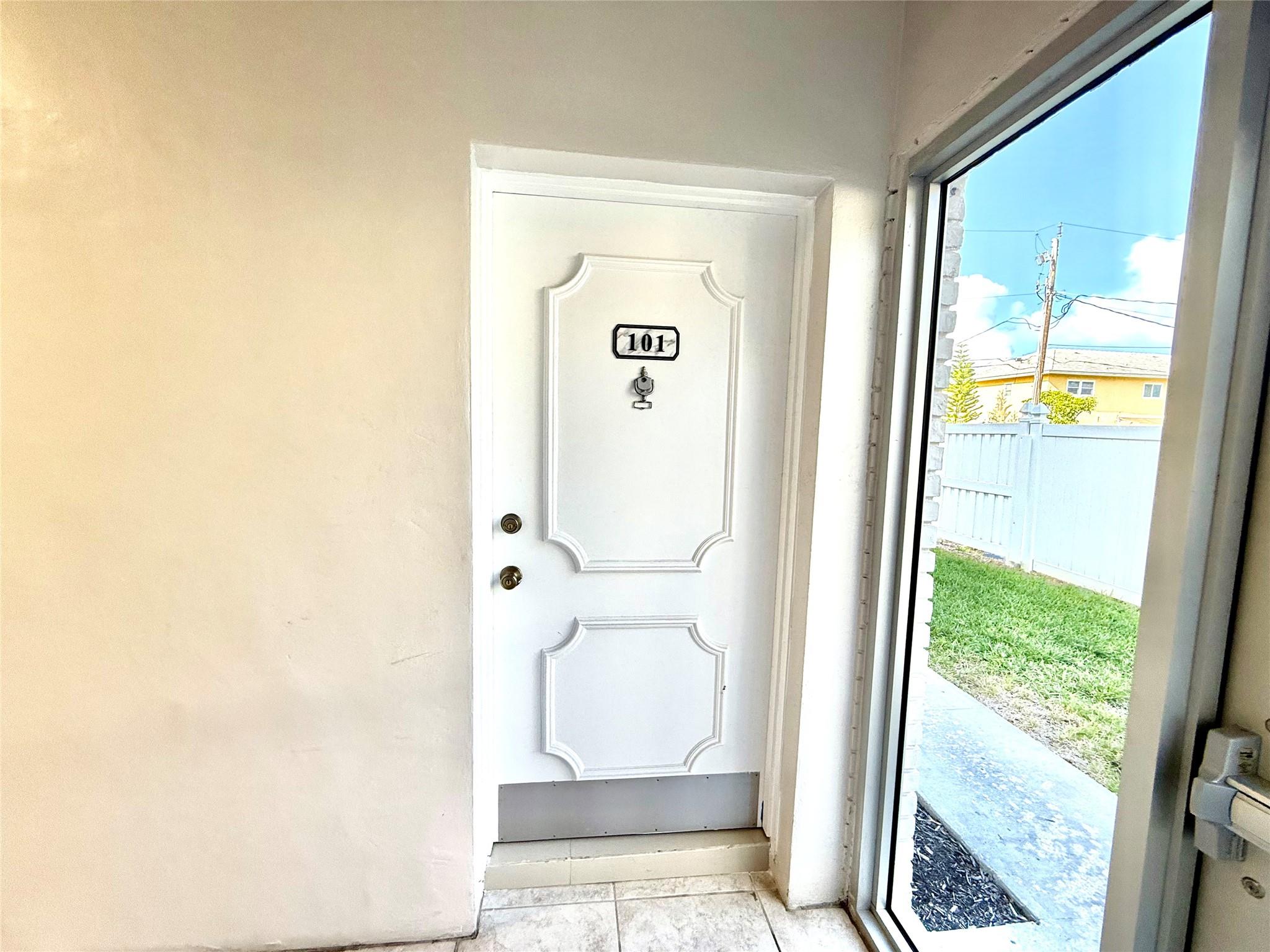 Golden Arrow Condo - Residential Lease