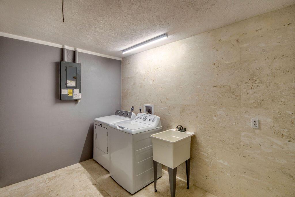 Sandpiper SOUTH PORT ST L - Residential