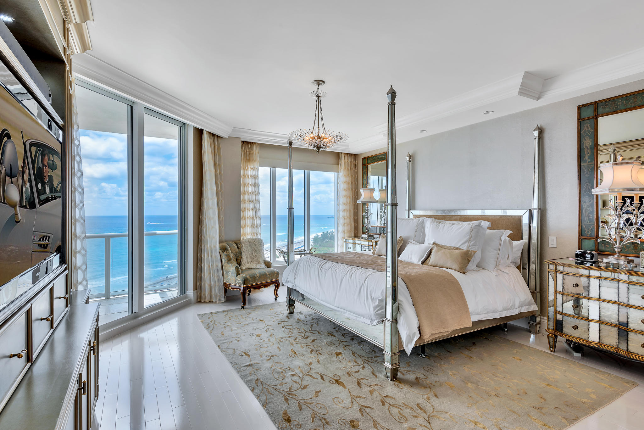 Ritz Carlton Residences - Residential