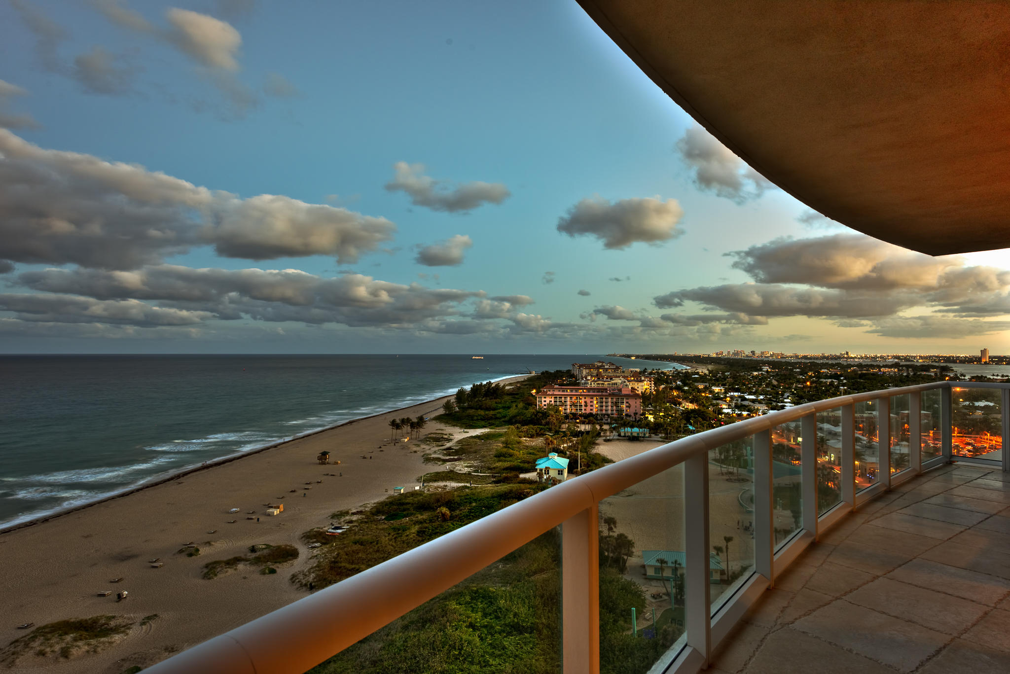 Ritz Carlton Residences - Residential