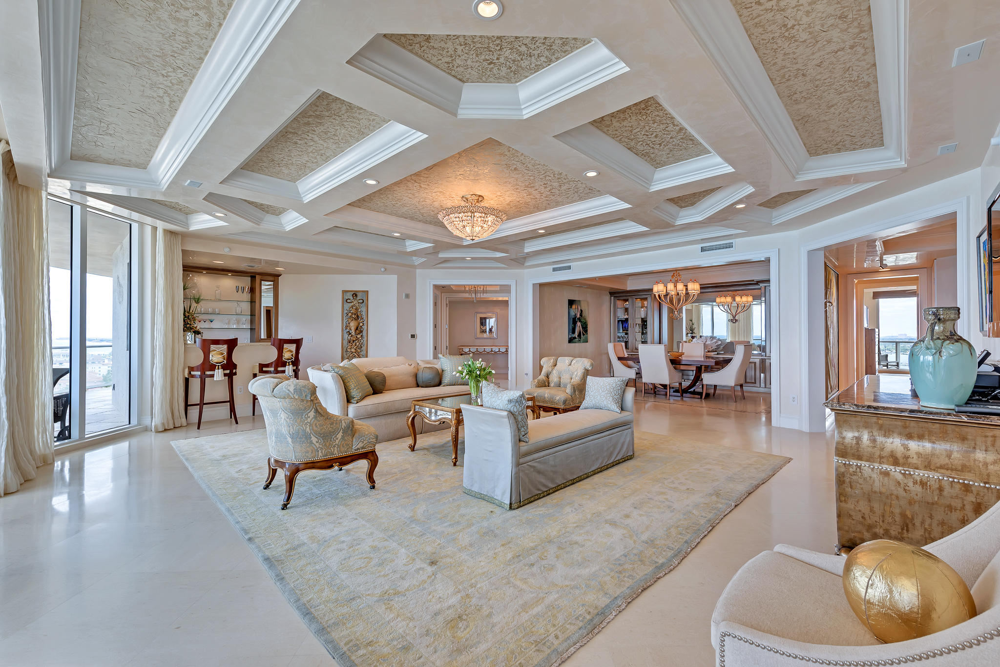 Ritz Carlton Residences - Residential