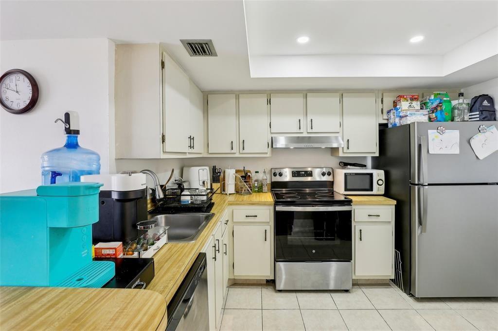 INVERWOOD CONDO - Residential