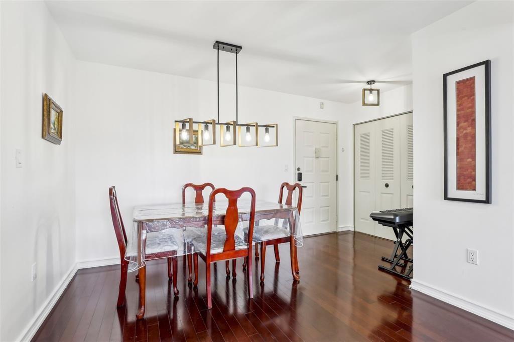 INVERWOOD CONDO - Residential
