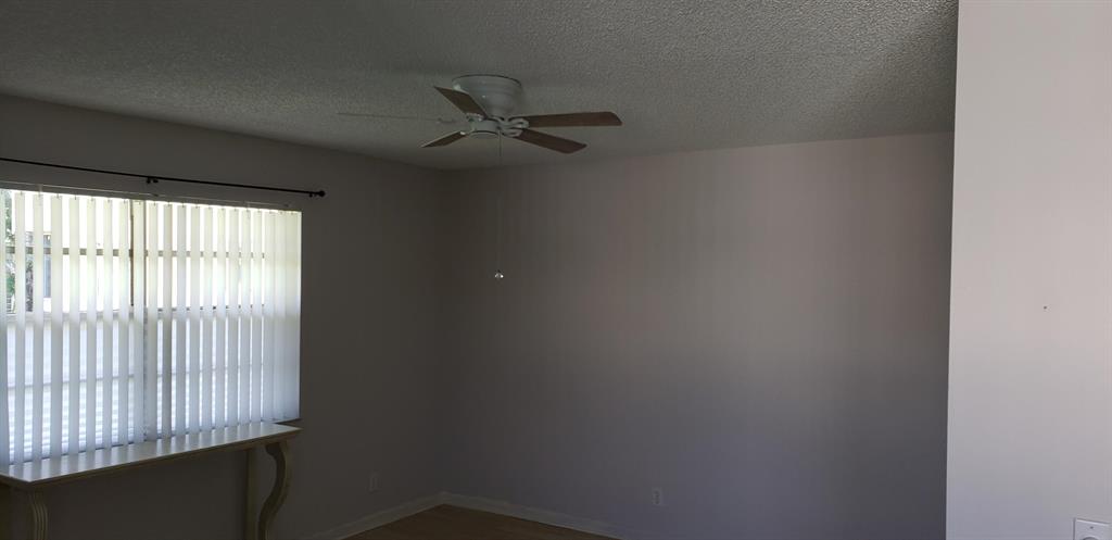 KINGS POINT CAPRI CONDOS - Residential