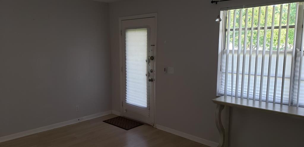 KINGS POINT CAPRI CONDOS - Residential