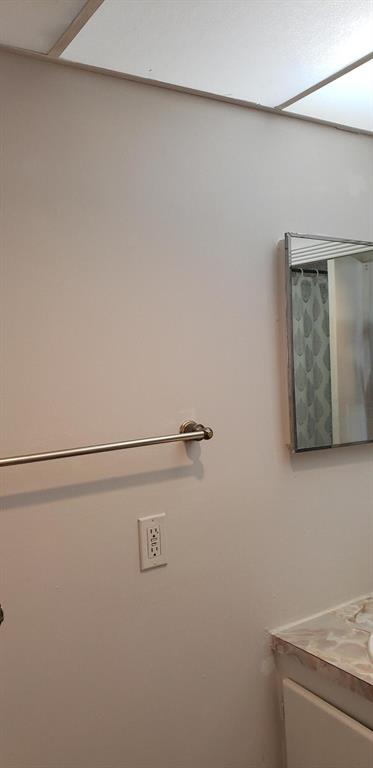 KINGS POINT CAPRI CONDOS - Residential