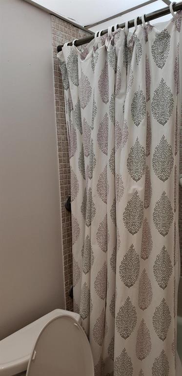 KINGS POINT CAPRI CONDOS - Residential