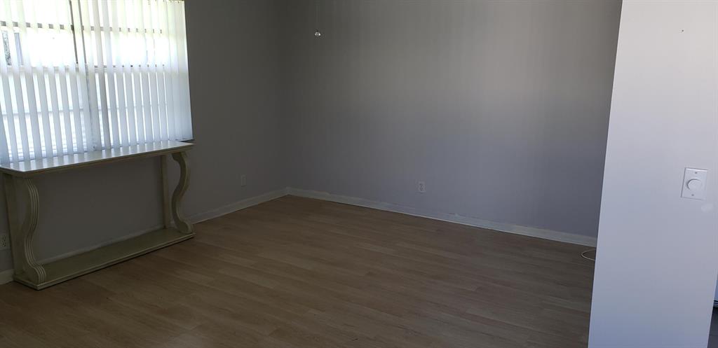 KINGS POINT CAPRI CONDOS - Residential