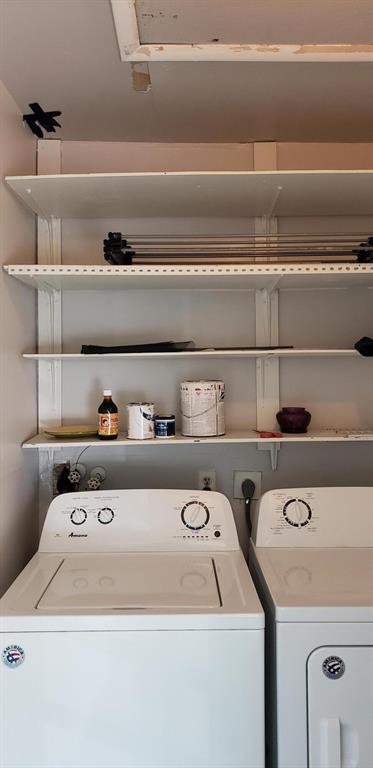 KINGS POINT CAPRI CONDOS - Residential