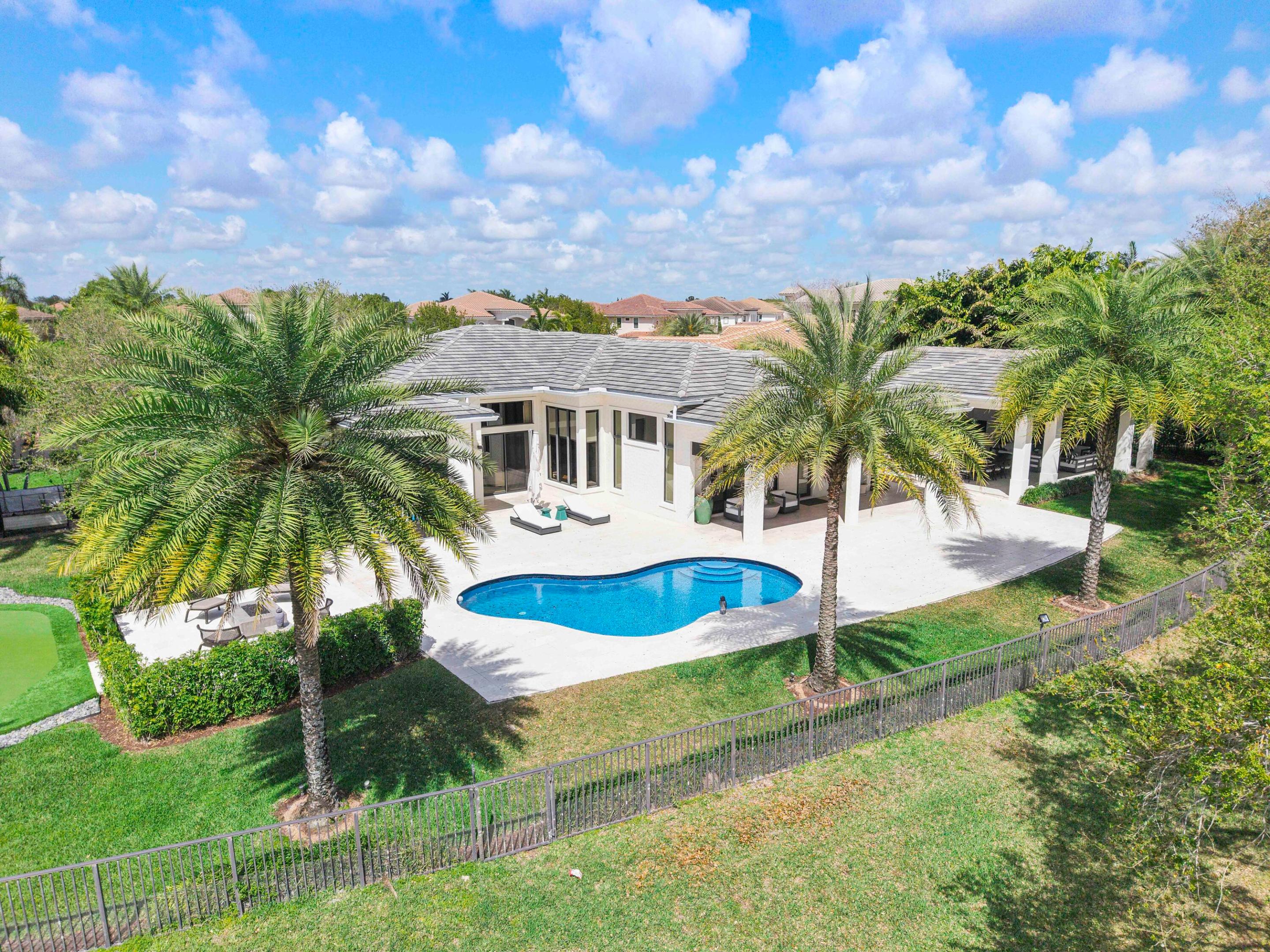 PARKLAND GOLF AND COUNTRY CLUB - Residential